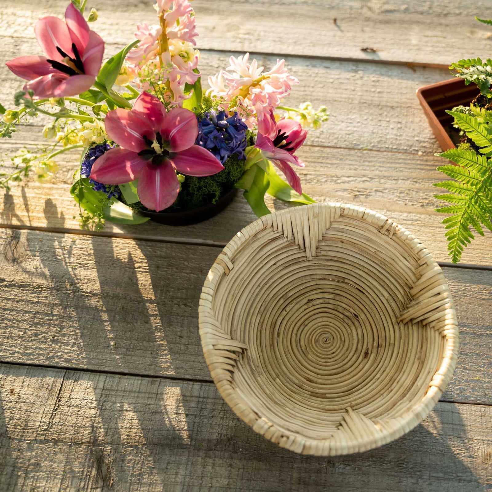 Mini Black wok arrangement