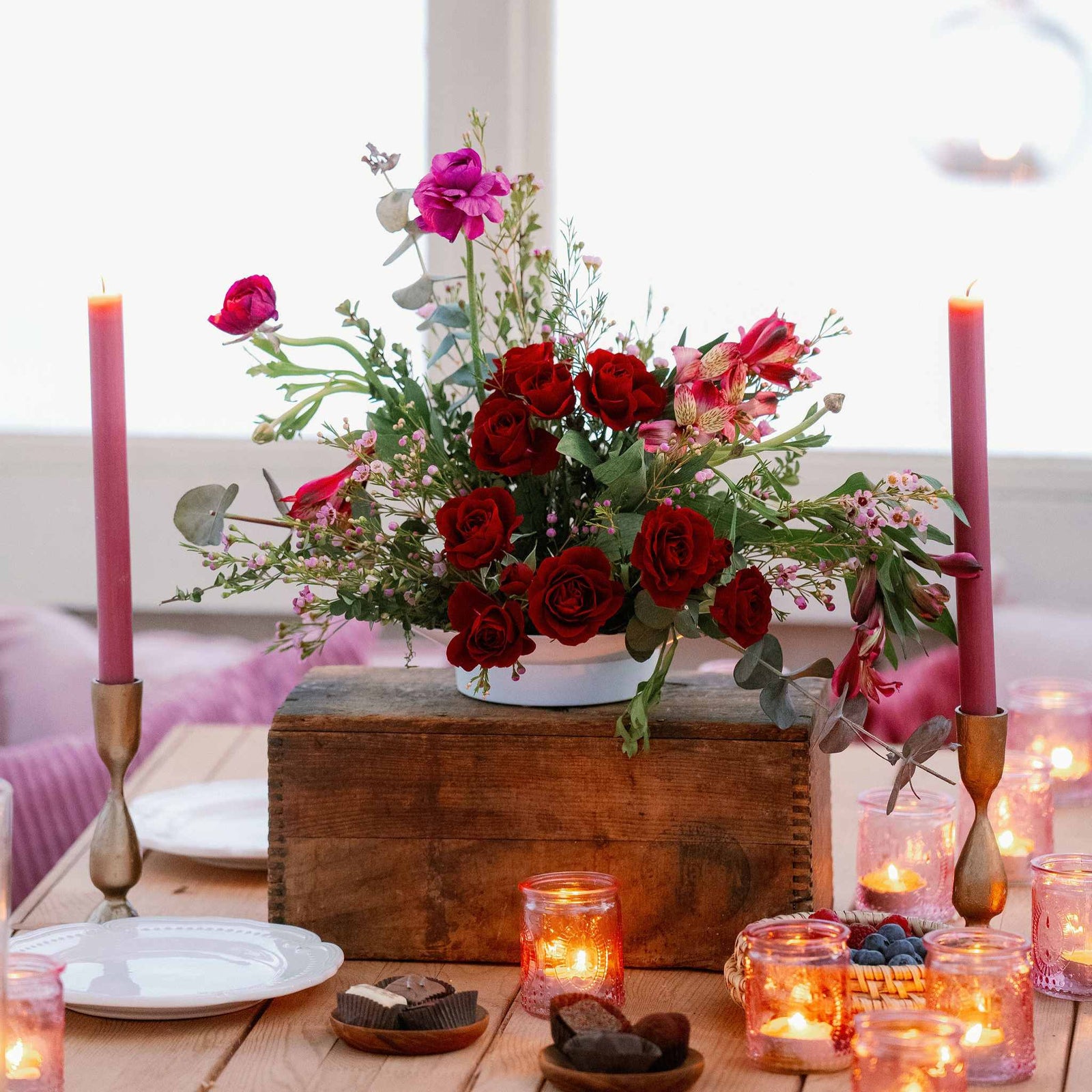 White Medium Wok Valentines